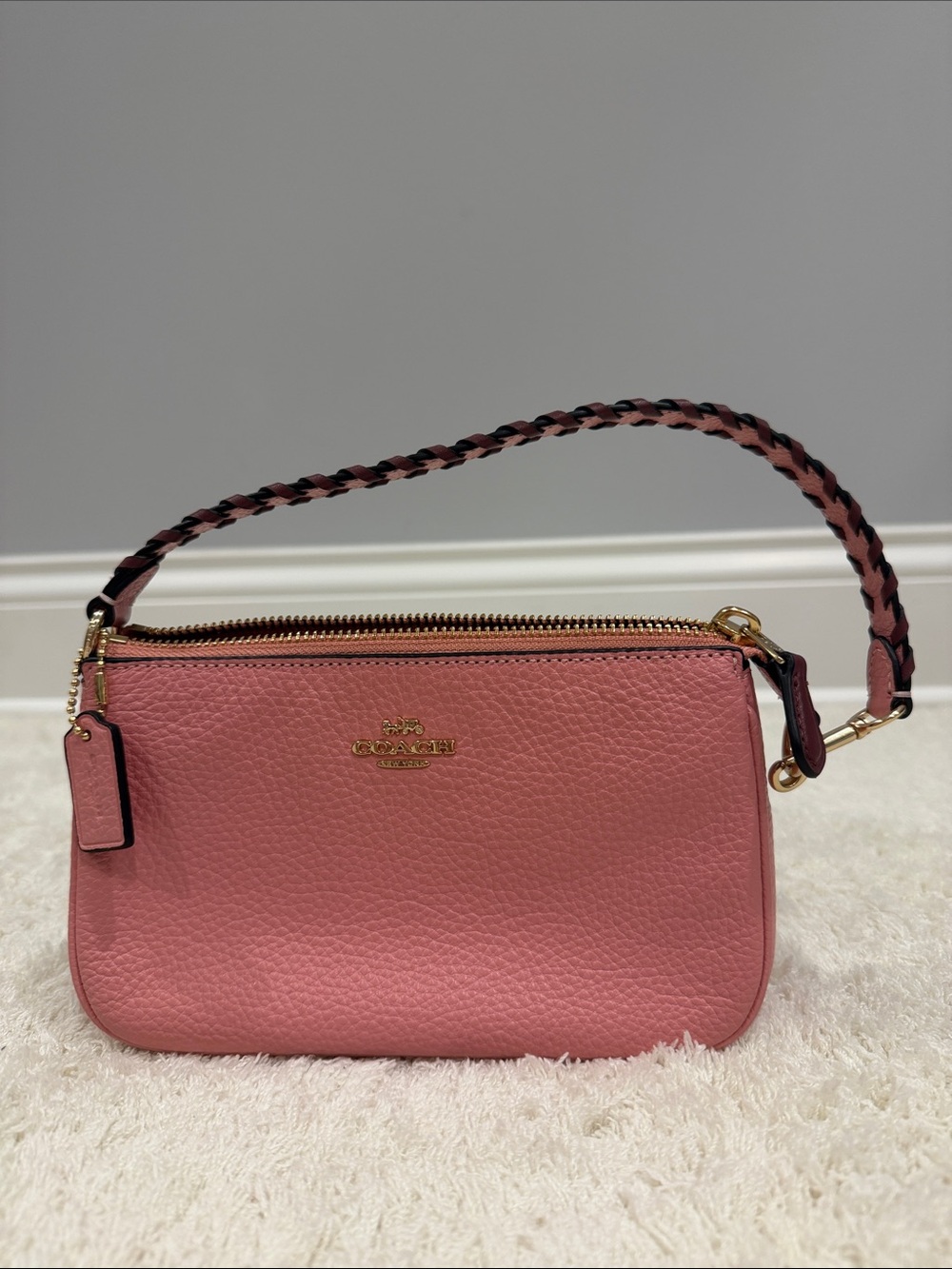 Coach Nolita 19